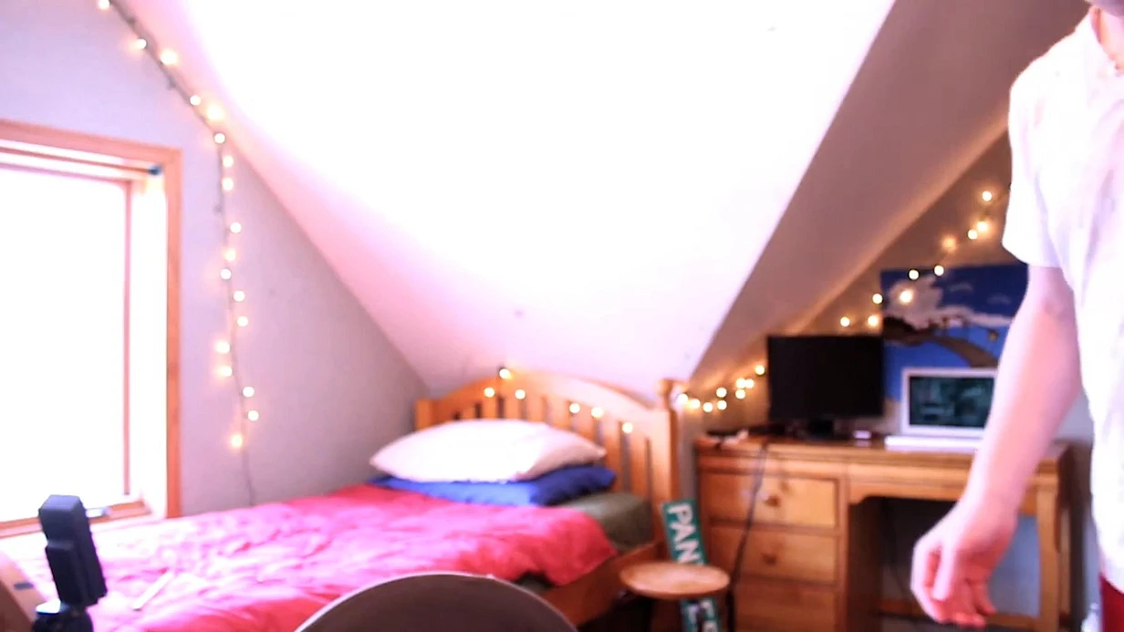 Video thumbnail