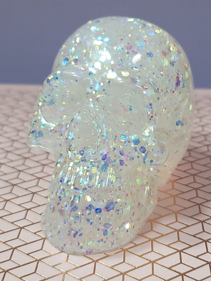 CUSTOM Resin Skull product image (2)