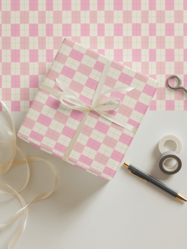 Soft Pink Checkered Gift Wrap Set (Set of 3) product image (1)