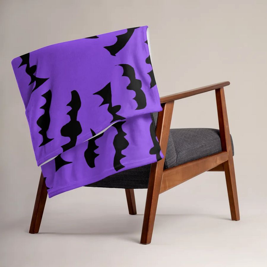 Bats Pattern Throw Blanket product image (15)