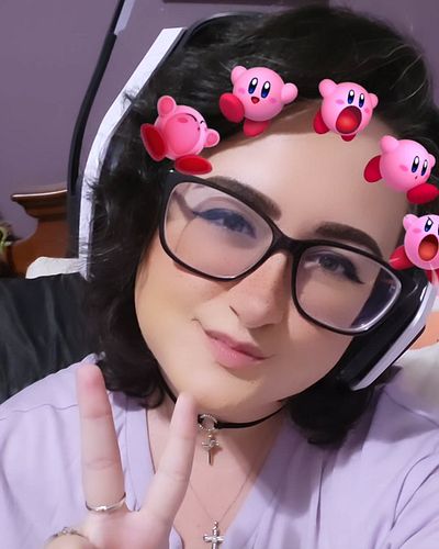 Enjoying late night games on fortnite 💜 also, your girl has lost 80 lbs!

#gamergirl #gamergirlweightloss #girlgamer #fortnit...
