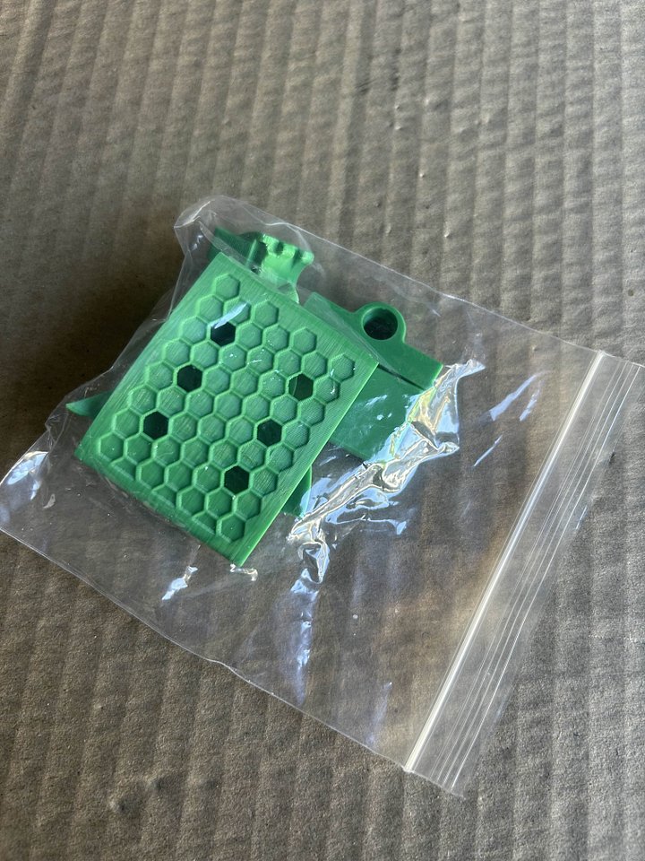 STAINLESS 24 - PRINTED PIECES product image (2)