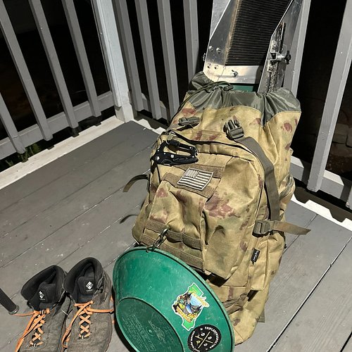 All packed up and ready to hit the creek with @polarbearprospecting in the morning! 🏞️⛏️ Finally testing out my new Dream Mat...
