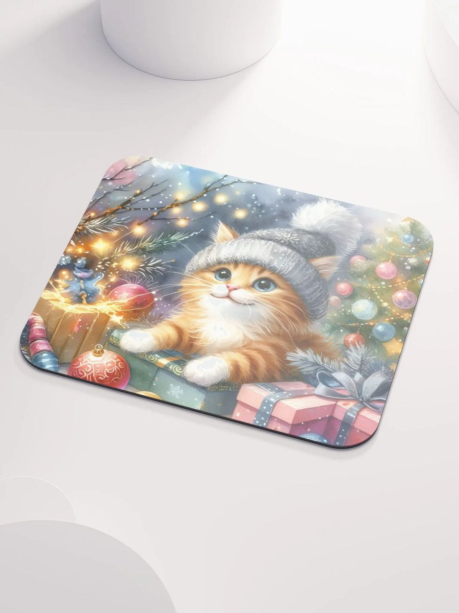 Festive Kitten in a Knit Hat Mause Pad product image (4)