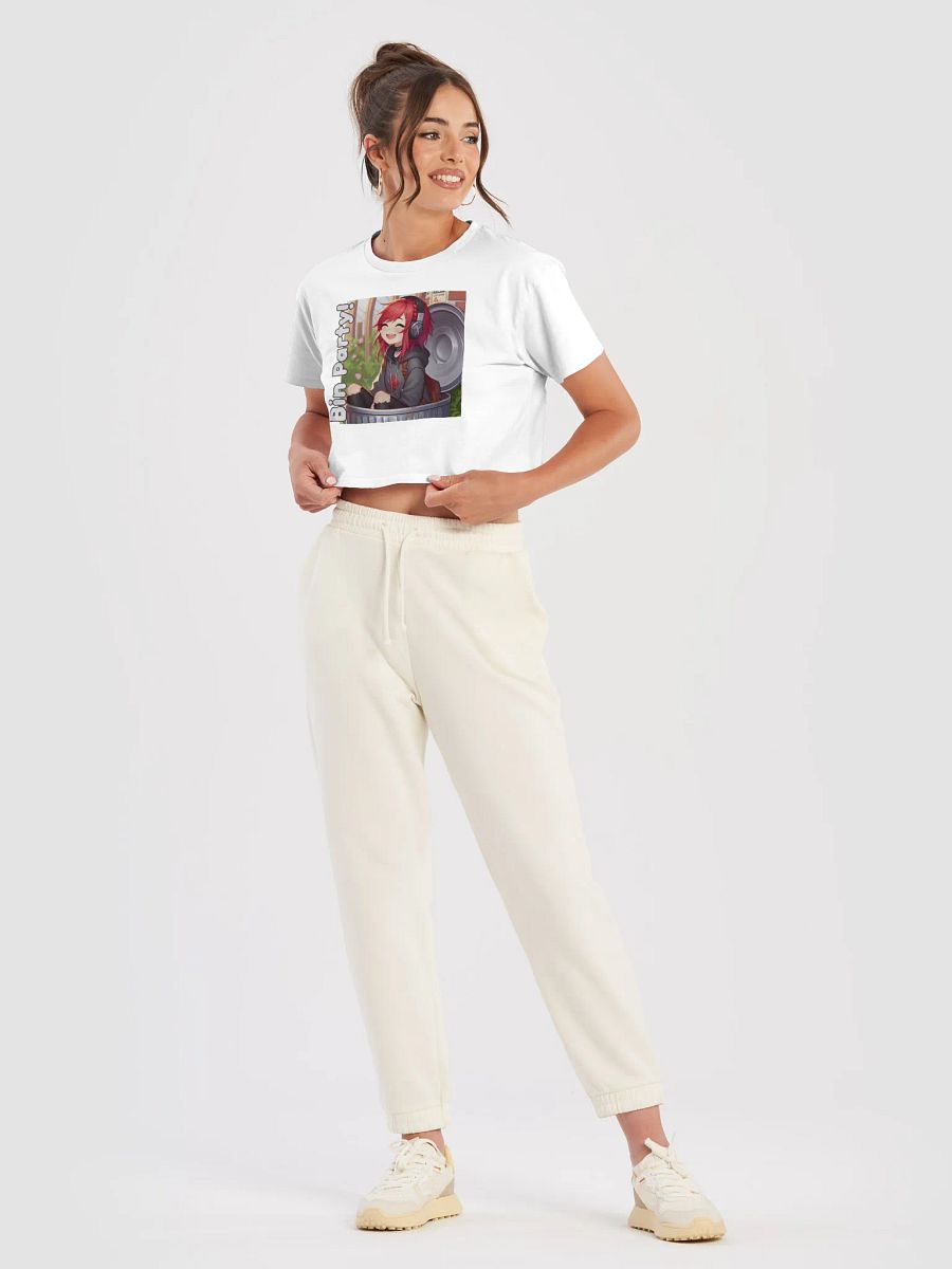 Bin Party Cropped T-Shirt product image (21)