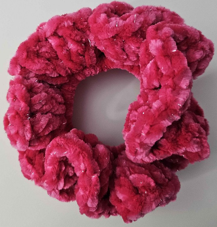 Free Love Sparkle Velvet Scrunchies product image (1)