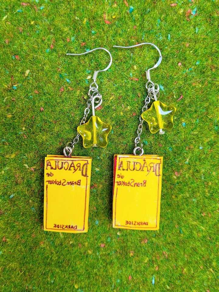 Dracula - Classic Book Earrings product image (2)