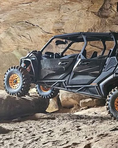 This 2022 Can-Am Commander Max XT-P 1000R has every factory option and under 100 miles on the odometer! These things are a to...