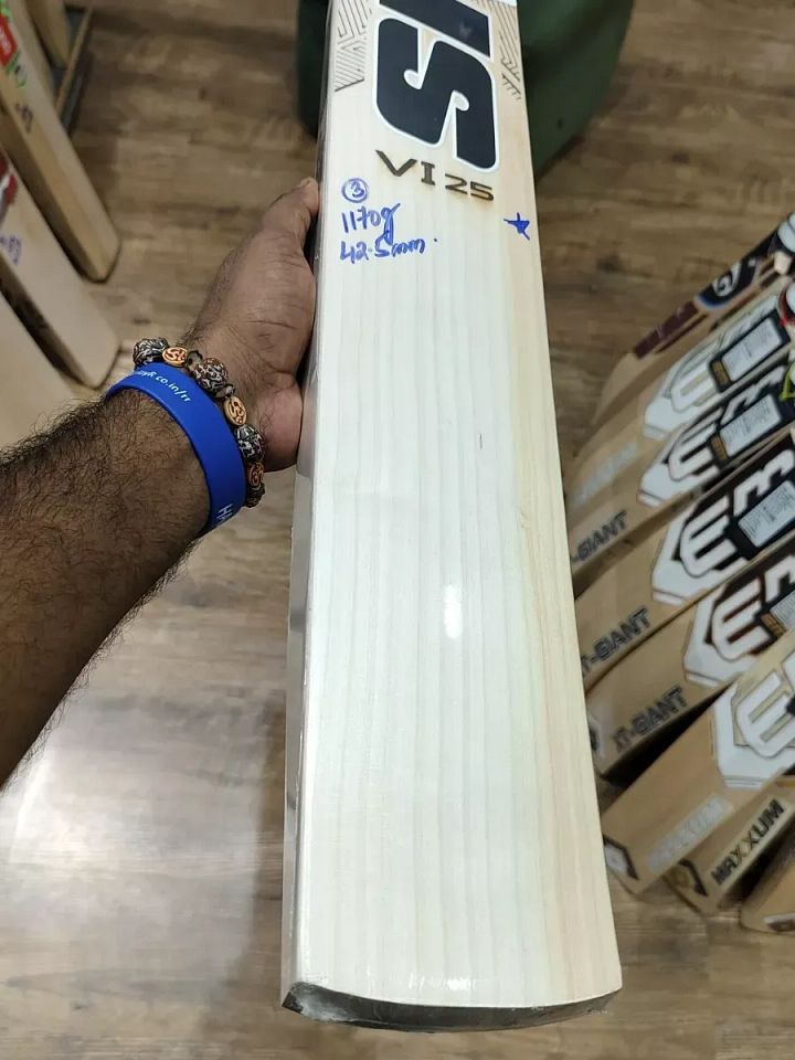 SF VI25 PLAYERS Cricket Bat Brand New 2lb 8oz CRAZY Ping 42. 5mm Edges product image (1)