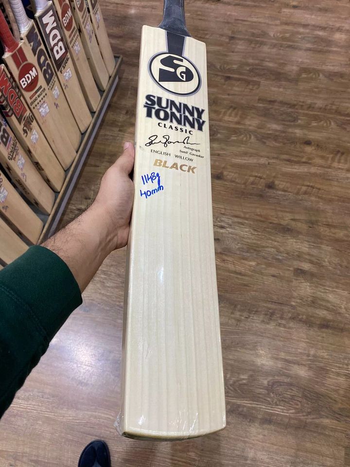 SG SUNNY TONNY Classic BLACK Cricket Bat 🏏 An Extremely Special Bat product image (1)