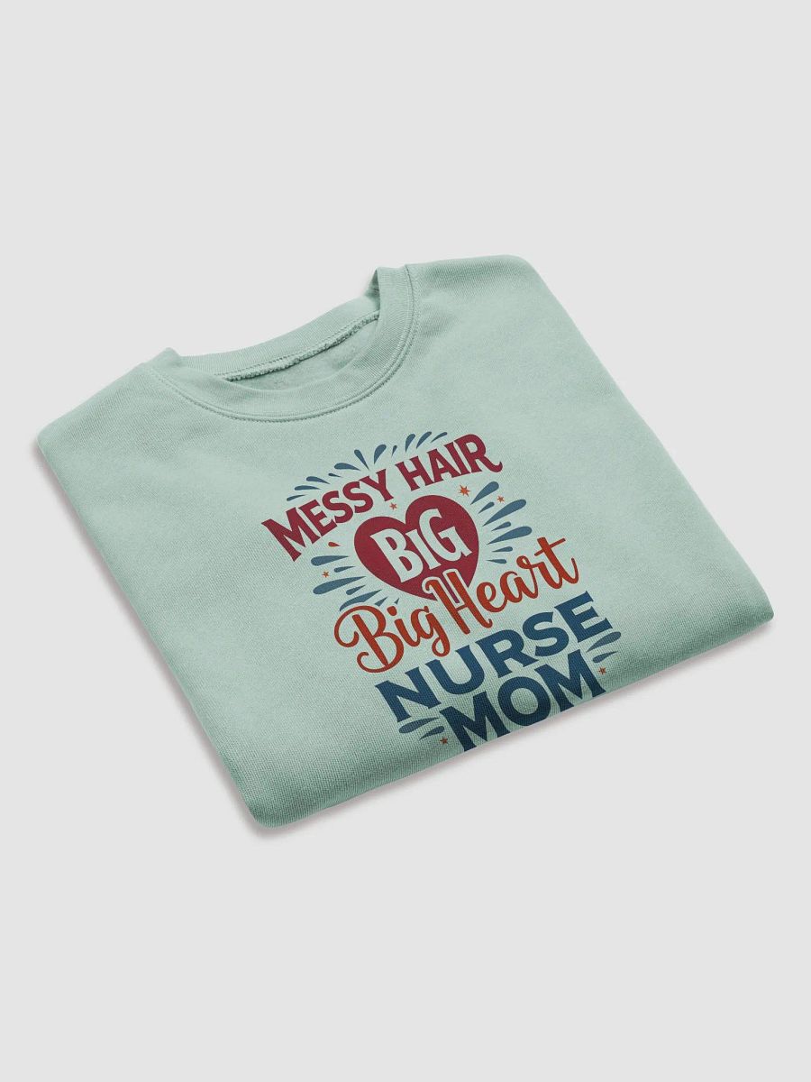 Big Heart Nurse Mom Crop Sweatshirt product image (20)