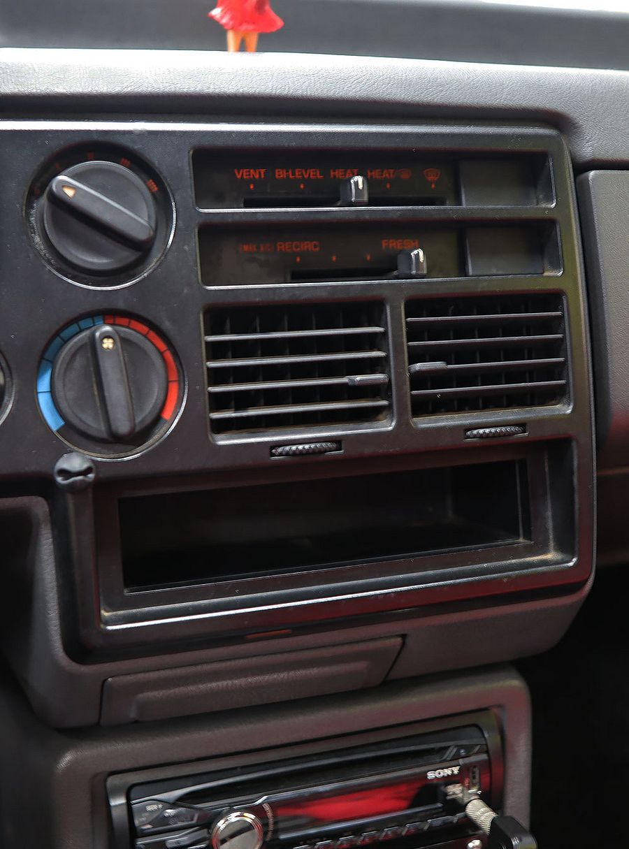 86-93 Mazda B2200/B2000 Dashboard Drawer product image (3)