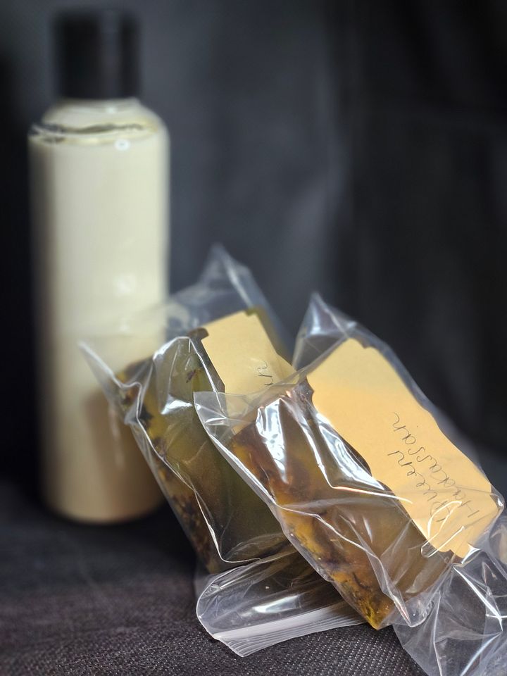 QUEEN HADASSAH SOAP&LOTION SET product image (1)