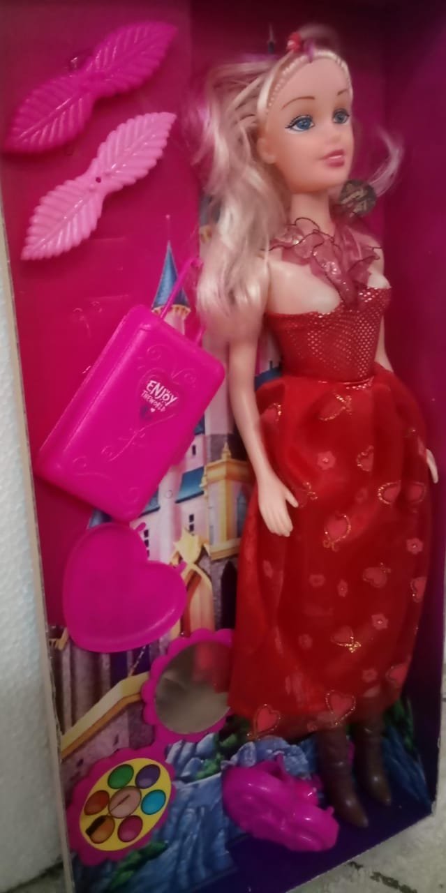 Doll toy product image (1)