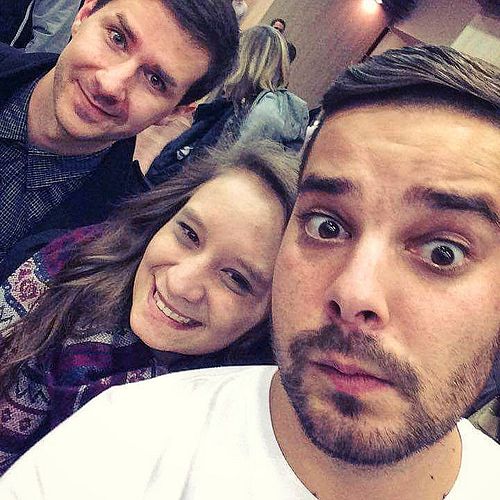Humor-Abend 😁
⠀⠀⠀⠀⠀⠀⠀⠀⠀
#kissadam #benkdenes #standup #comedy #night #aroundtheworld #funny #classy #selfie #fakonalszom #fun...