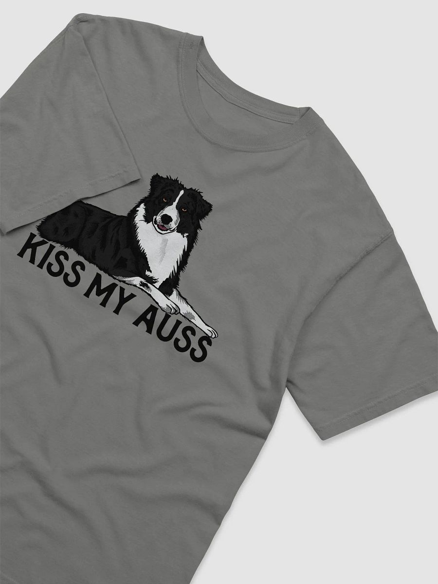 Kiss My Auss | T-Shirt for Australian Shepherd (Black and White) Dog Owners product image (15)