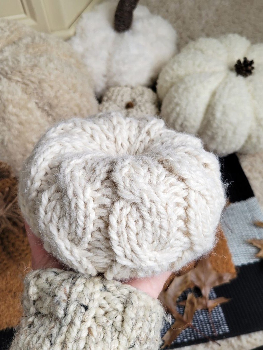 Cable Knit Pumpkin Pattern product image (1)