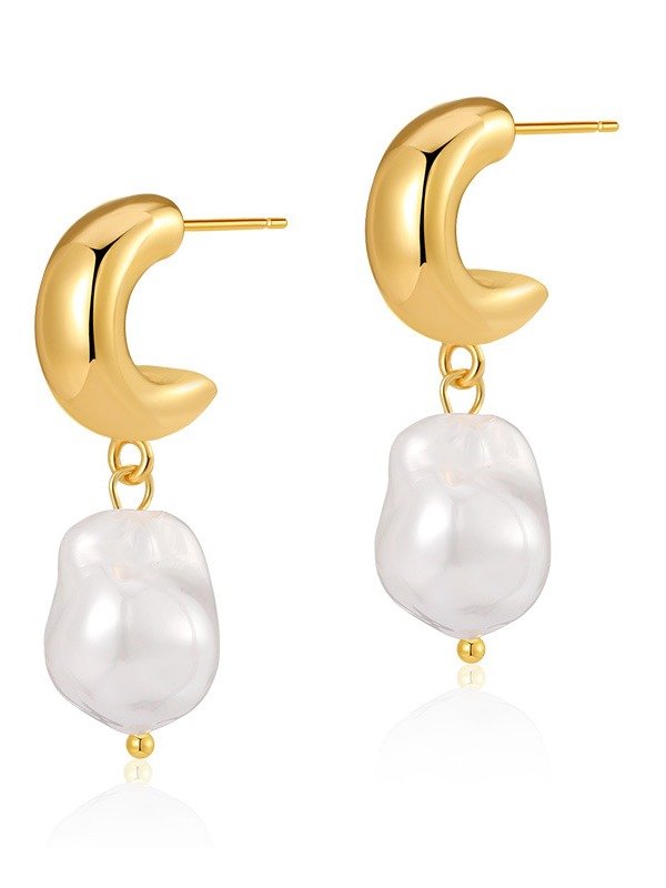 Hailey Drop Earrings product image (3)