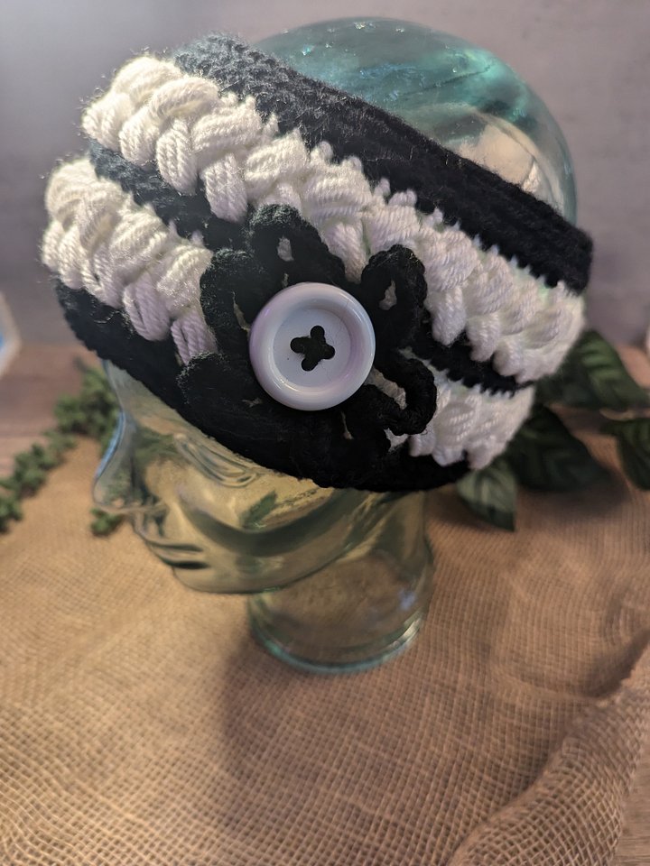 Braided Blossom Ear Warmer - Black/White product image (2)