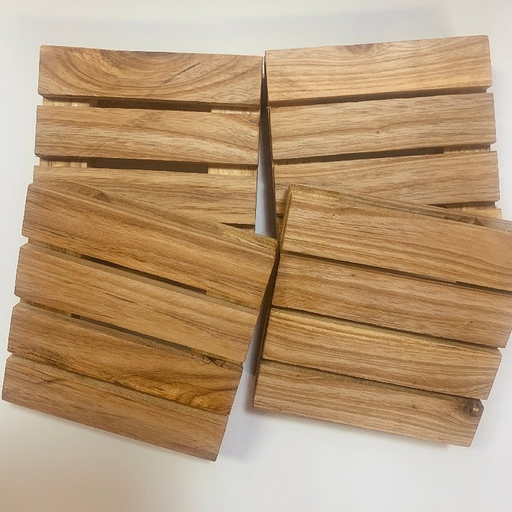 Set of 4 wooden pallet coasters (Version 1) product image (2)
