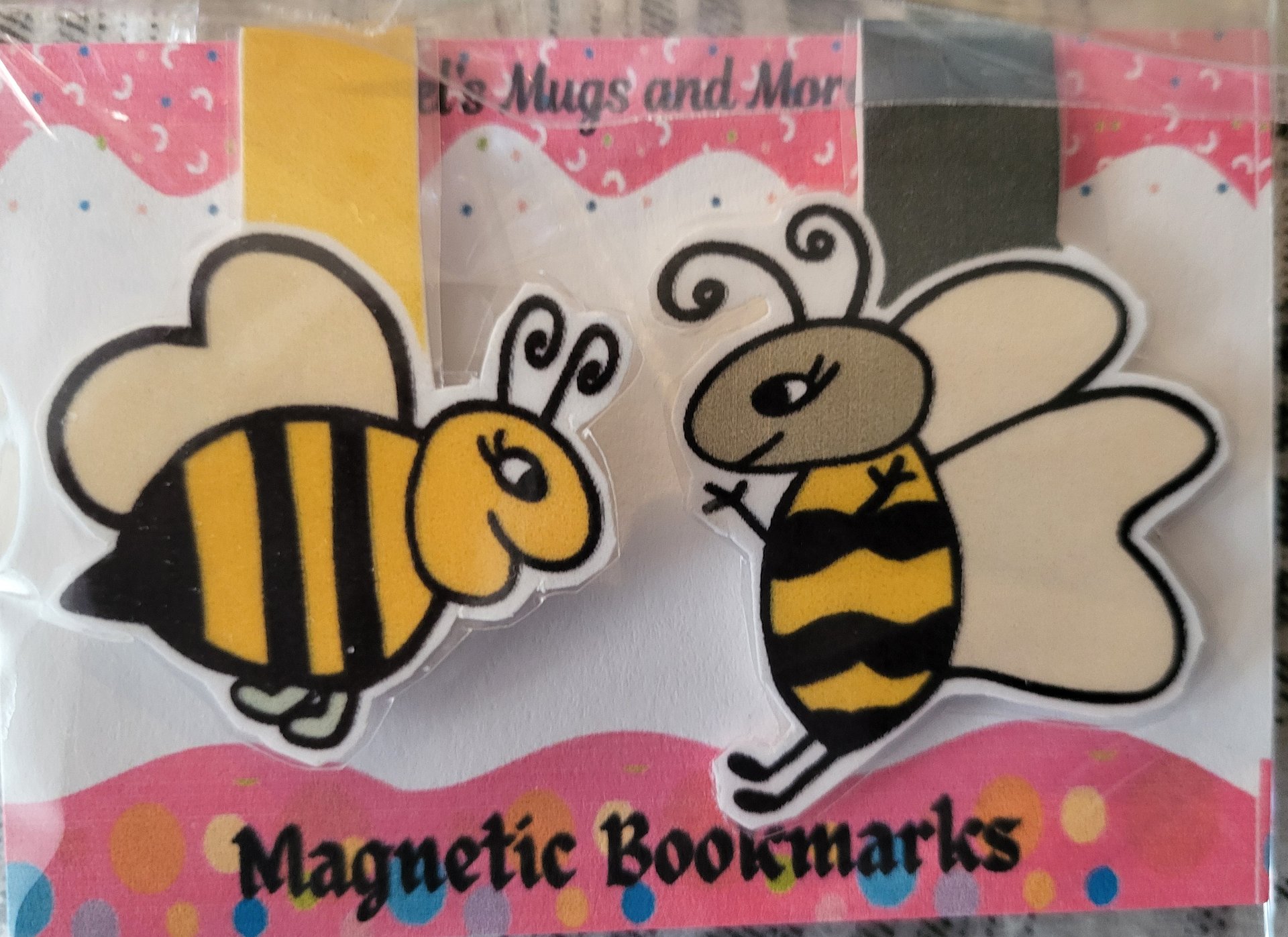 2 Pack Cute Cartoon Flying Bee and Happy Bee Magnetic Laminated Bookmark for Insect Lovers product image (1)