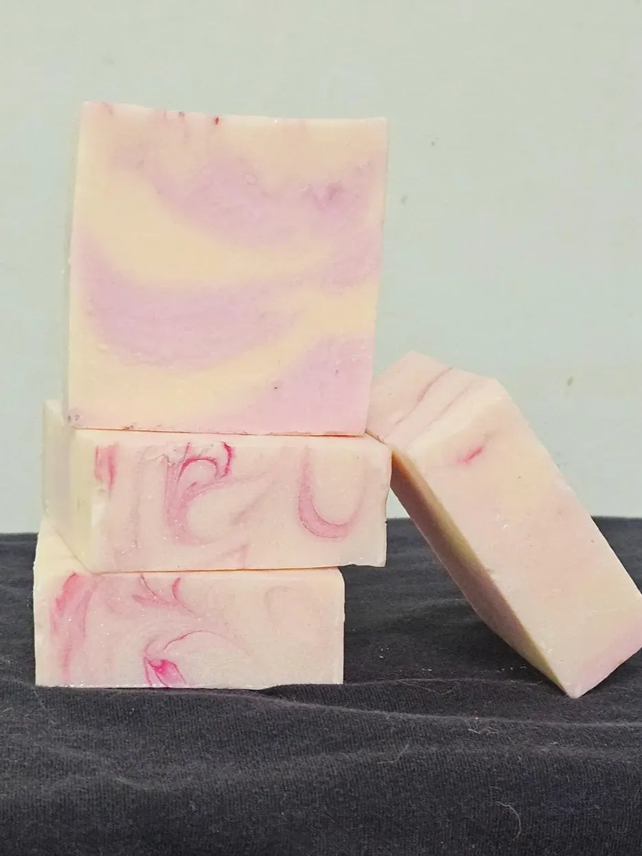 Divine – Sweet Grape & Citrus Scented Bar Soap product image (3)