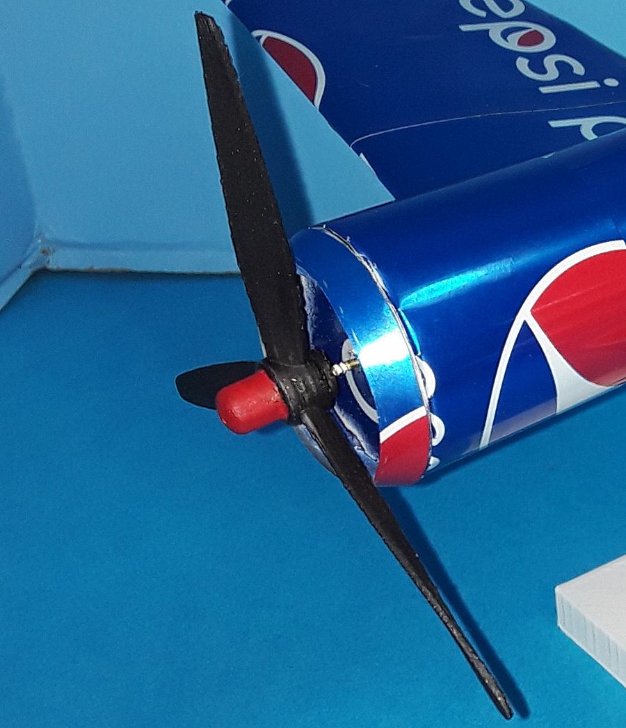 3D printed three bladed propeller with hub product image (1)