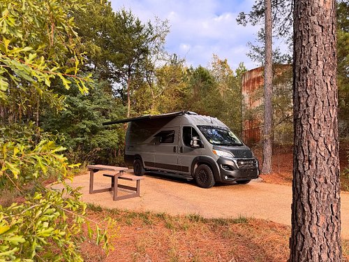 Found a nice little rv park in Avinger, Texas and spent a day in Jefferson Texas just before Halloween. Really want to go bac...