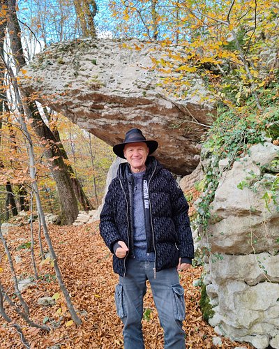 V čast nam je, da nas je danes obiskal gospod Semir Osmanagić. 
Danes predava na Bledu, 16.11. pa v Celju!
Semir Osmanagich @...