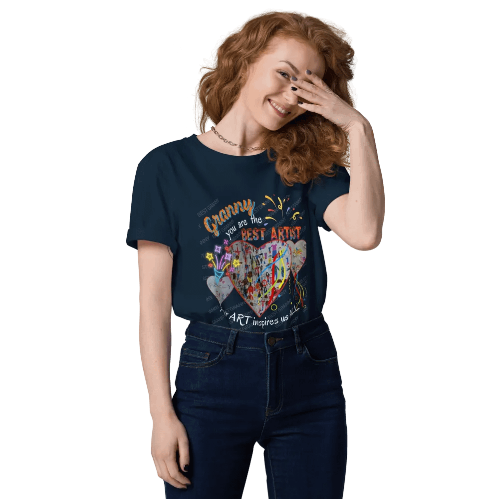 T shirt grandma depicting ‘Granny’s art is the best” you inspire us all. Perfect gift from grandchildren, product image (3)