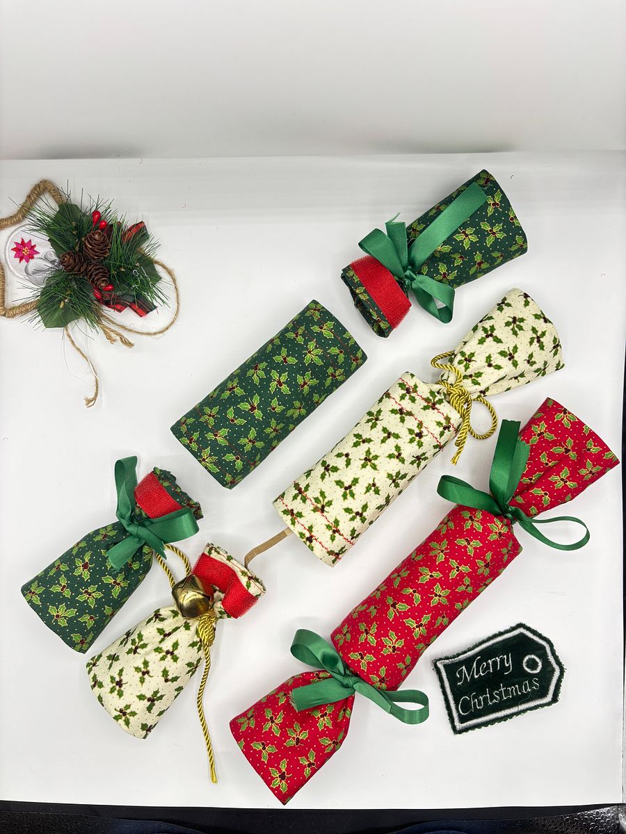 Christmas Cracker Sewing Pattern Reusable Pullable and Winnable product image (8)