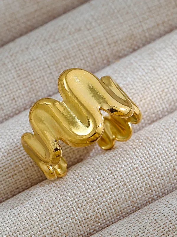 Gabrielle Ring product image (1)