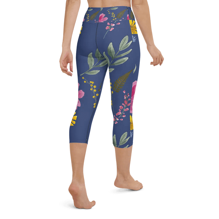 Floral Harmony Activity Capri Leggings product image (2)