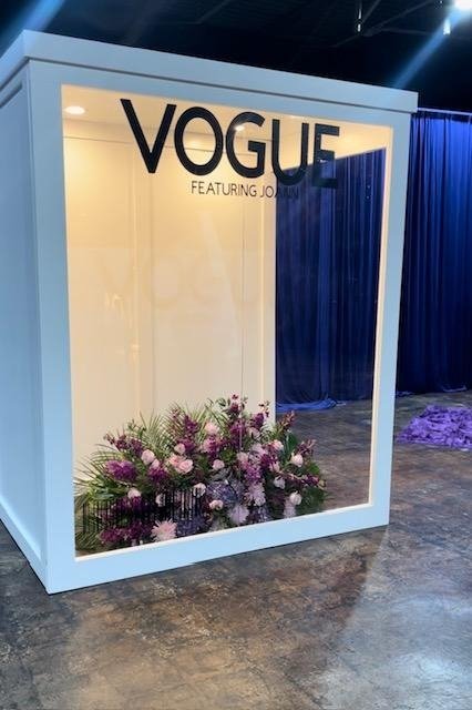 Build Plans for A Vogue Photo Booth product image (1)