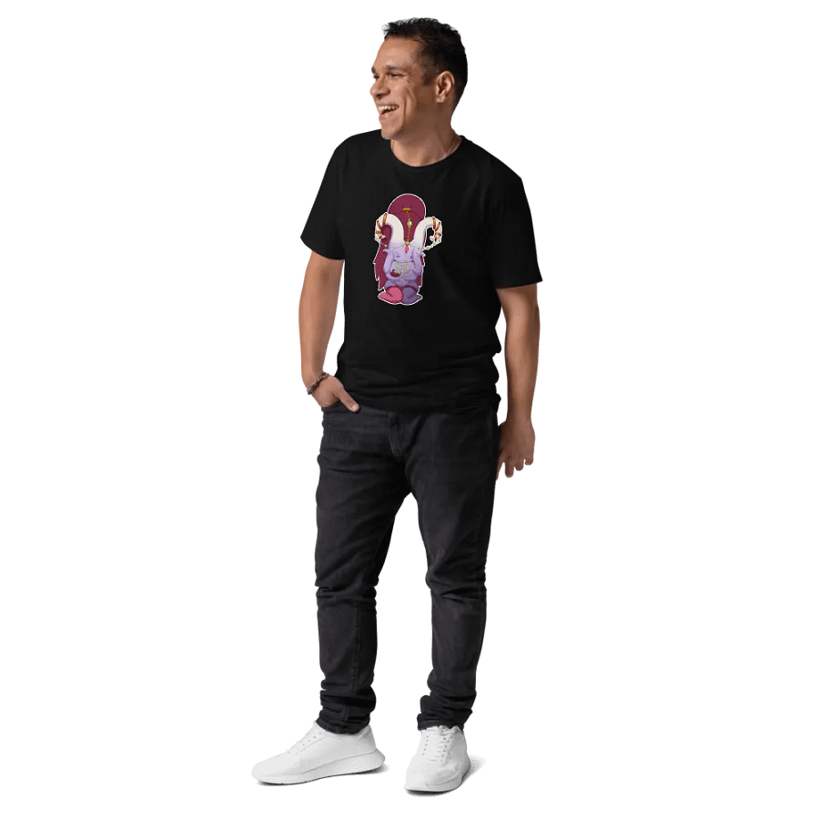 Sascha the Shy Tee product image (10)