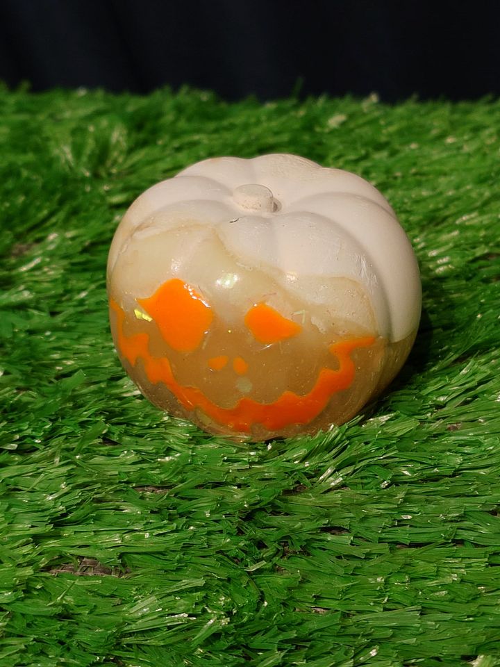 Pumpkin product image (1)