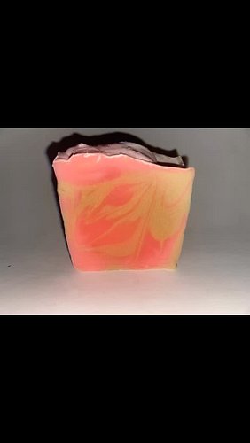 Things coming to a website for you soon…. #smallbusiness #madeincanada🇨🇦 #soapmakersofinstagram #blissbeauties #skincare #cre...