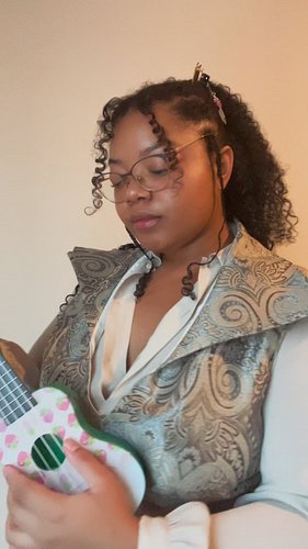 My outfit for Free RPG day! I made the vest from a thrifted curtain and it came out perfect! Now I’m headed back home to rela...