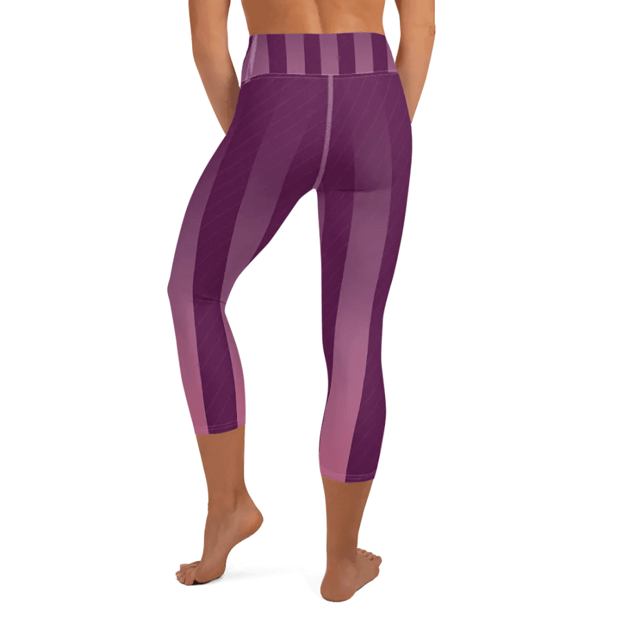 Ombré Dream Yoga Capri Leggings product image (6)