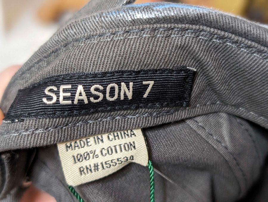 "ARTIST" HAT product image (6)