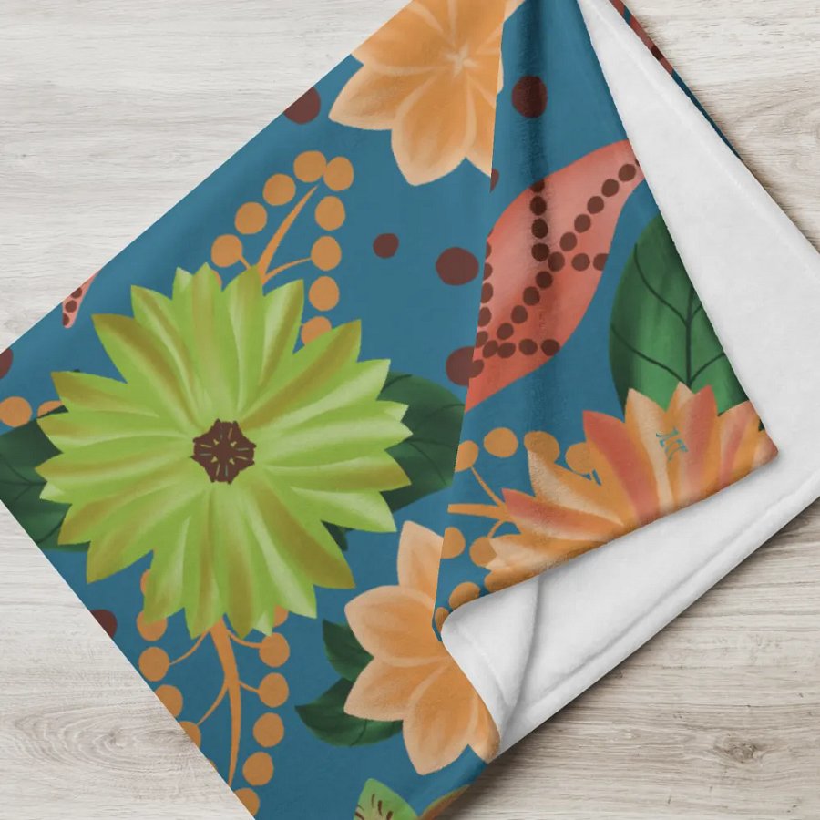 El Yunque Blue Floral Blanket product image (17)