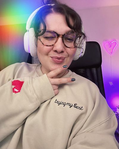 You know where to get this sweatshirt, right? 🩷 Yes, in my merch shop! There‘s a link in my bio that will take you to my carr...