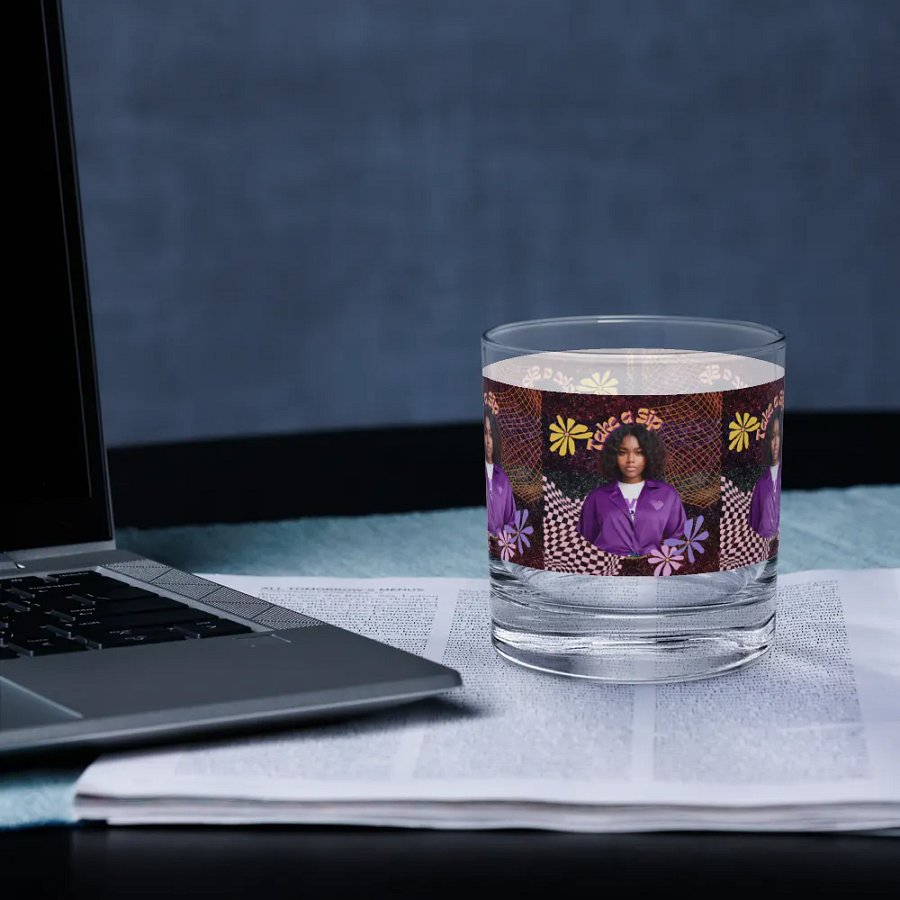 Psychedelic 'Sip' Glass product image (6)