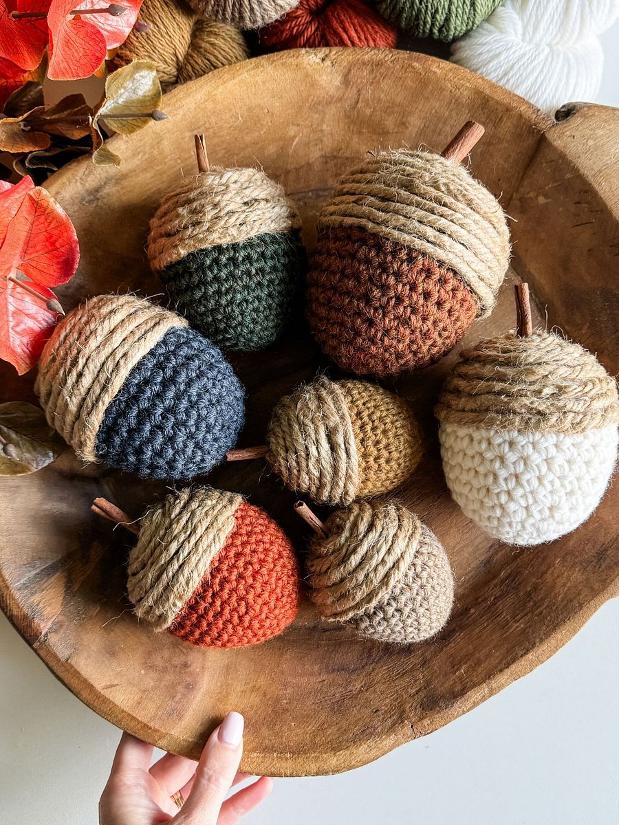 Rustic Farmhouse Acorns Crochet Pattern product image (5)