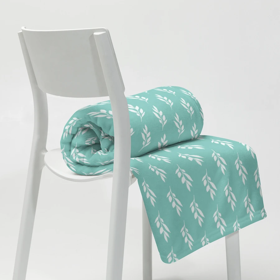 Drifting Leaves Mint Blanket product image (8)