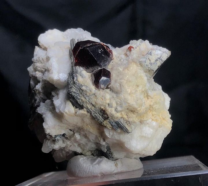 ORANGE SPESSARTINE GARNET WITH MICA & WHITE ALBITE FELDSPARS, 48 GRAM product image (1)