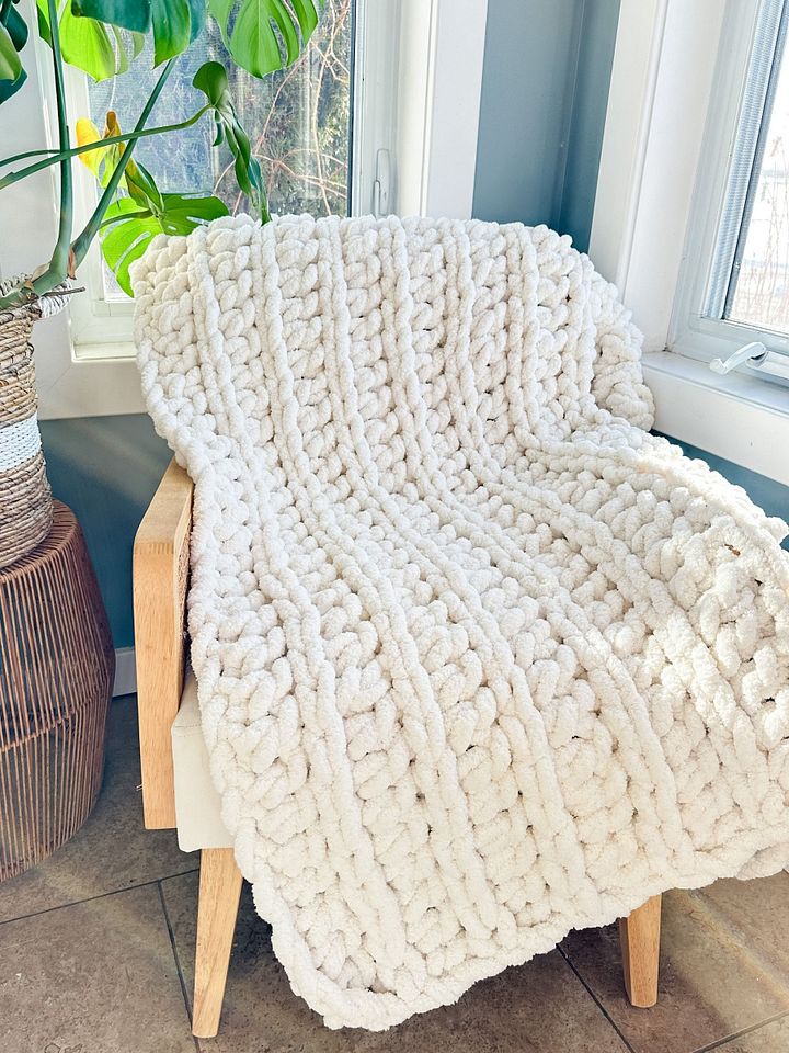 Chunky Cabin Throw Crochet Pattern product image (1)