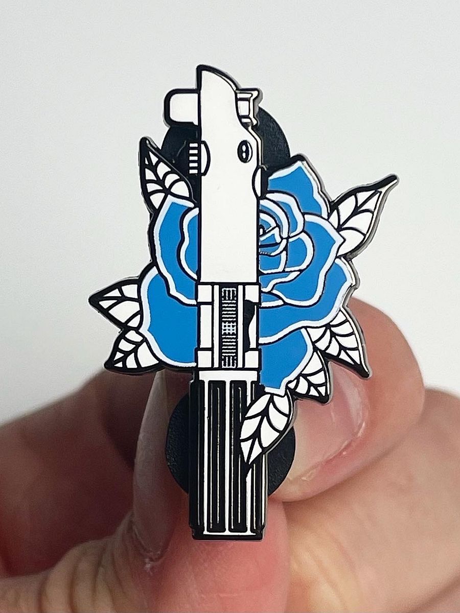 Skywalker Saber - Pin product image (1)