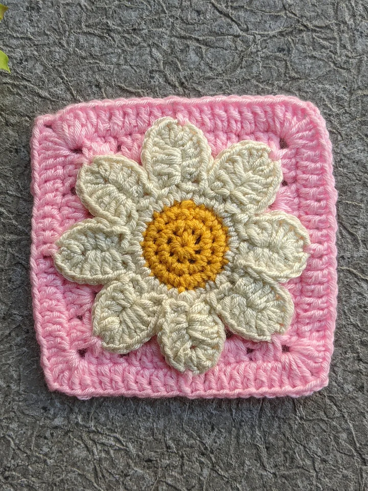 Crochet 3-D Daisy Flower Granny Square Pattern product image (2)