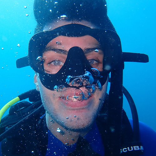 Happiest underwater with bubbles in my smile and my flamingo fins on. 🦩✨ — Flamingo Fins Mask Tamers let you stand out underw...